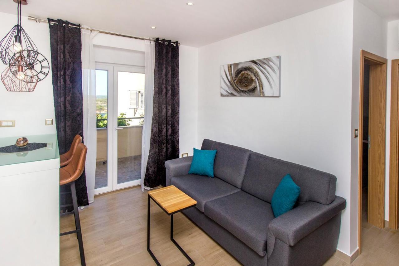 Apartment Tonka Šibenik Esterno foto