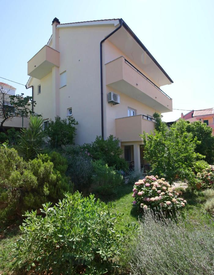 Apartment Tonka Šibenik Esterno foto