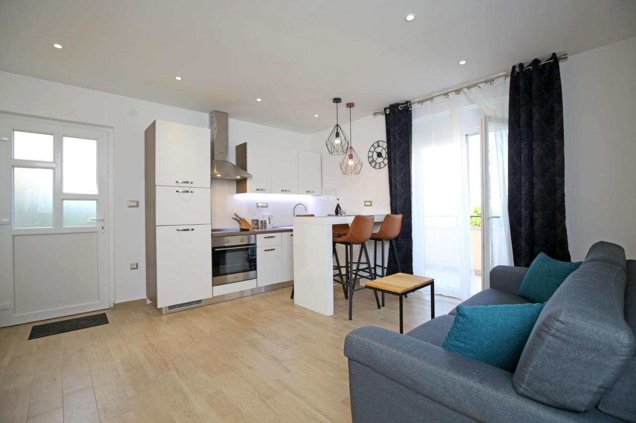 Apartment Tonka Šibenik Esterno foto